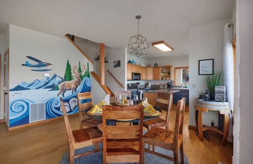 Hoodsport Casa | FALL Discounted Prices | Private Beach | Kayak | EV Chargers