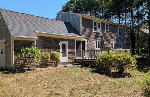 Cotuit Casa | Fall Discounts! Book Your Perfect Cape Cod Getaway. October 200/night