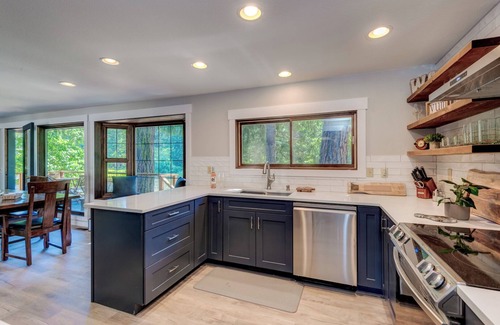 Cle Elum Casa | Riverfront Home Golf Off-Road Trails Lake Fun Serene Cle Elum Getaway