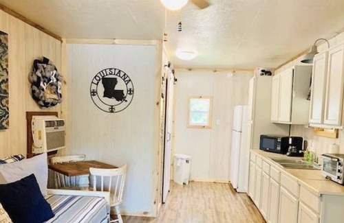 Jefferson Casa | FALL!!! HOT TUB!! FIRE PIT! Getaway at this Epic Waterfront Home!!