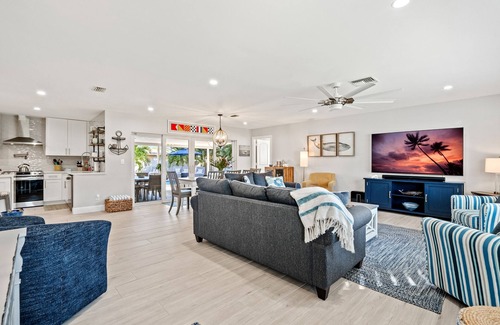 Boynton Beach Casa | Delray~Chapel Hill Private Resort🌞🌴 Summer Breeze in South Florida!