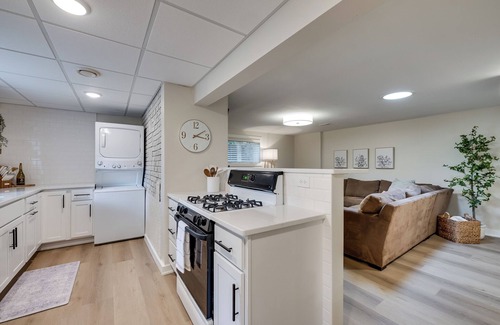 Minnetonka Apartamento | Fall Openings - Lake Proximity - Brand New - Modern Comfort