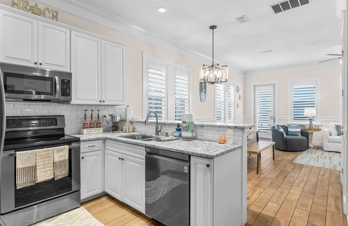 Waterside Village Casa | Fall Rates! | Pool | Foosball | Dog Friendly