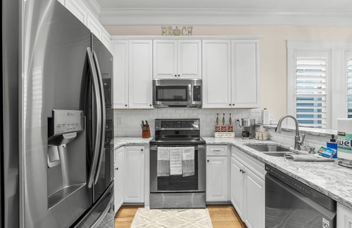 Waterside Village Casa | Fall Rates! | Pool | Foosball | Dog Friendly