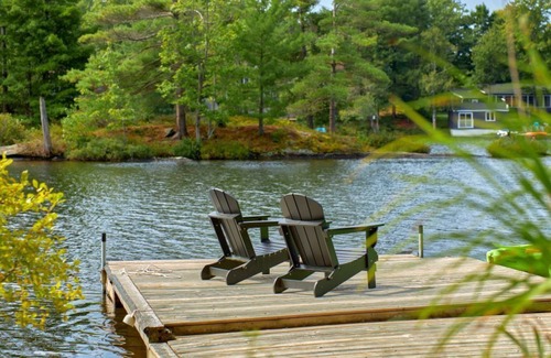 Gravenhurst Cabina | Fall Retreat Fire Pit, Games, Waterfront