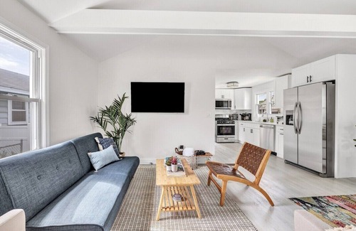 Milford Casa | Fall Sale | Cozy Bungalow | Walk2Beach| Pet| Pkg