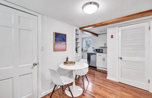 Devon Cabaña | Summer Sale | Cozy Cottage | Pet | WalktoBeach