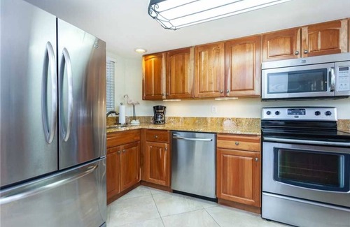 Daytona Beach Shores Condominio | Unidad bellamente renovada, frente al mar !!