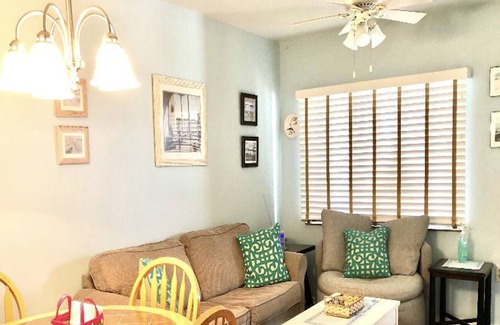 Admiral Estates Condominio | CAPE MAY Condo con piscina / media cuadra a la playa