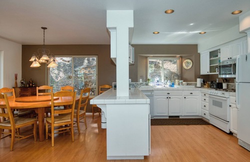 Fallen Leaf Casa | Rogers Retreat Luxury 3 Bedroom Home - Fallen Leaf Lake - Lake Tahoe, CA