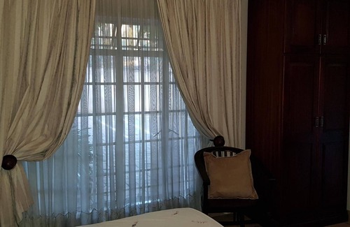 Pretoria Casa | Falling Feather Inn
