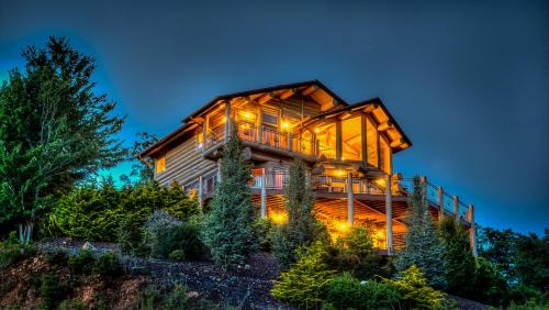 Cherry Log Casa | Falling Waters Lodge by Escape to Blue Ridge