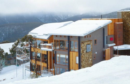 Falls Creek Apartamento | Falls Creek Spa Penthouse by Ready Set Stay