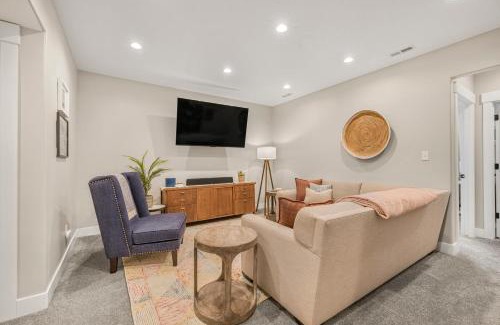 Idaho Falls Casa | Falls & Fields-Stylish Stay in the Heart of Idaho Falls