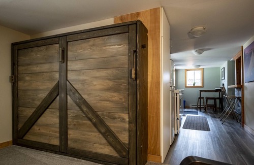 Nelson Casa | Falls Street Garden Suite