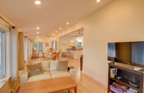 Falmouth Casa | Falmouth Vacation Rental On Highland Lake!