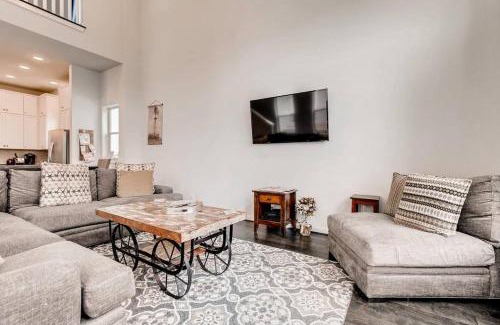 Tobin Hill Casa | Fam Friendly 5 Bed Home Blocks To Pearl/Riverwalk!
