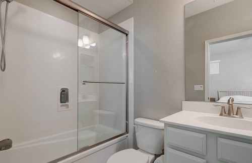 Rocklin Casa | Fam-friendly | Free Prking | Trails, Parks & more