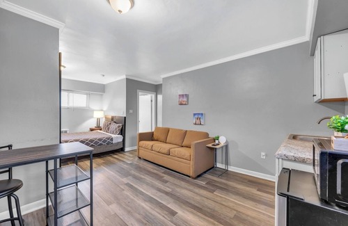 Riverview Apartamento | Detroit Family Vacation Home | Parks | Museums