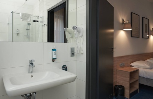Old Town Hotel | Fama Residence