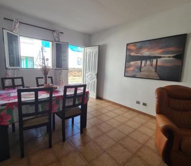 Caleta de Famara Apartamento | Famara Vela