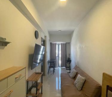 Highway Hills Apartamento | Fame Residences 1 bedroom near MRT, Shaw, Megamall, Shangrila, Ortigas 1401