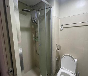 Highway Hills Apartamento | Fame Residences 1 bedroom near MRT, Shaw, Megamall, Shangrila, Ortigas 1401