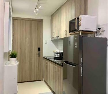 Highway Hills Apartamento | Fame Residences One-Bedroom Condo Unit