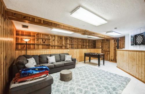 Santa Fe Casa | Famed Plaza Oasis 1 mile away, King Bed, Office, Foosball