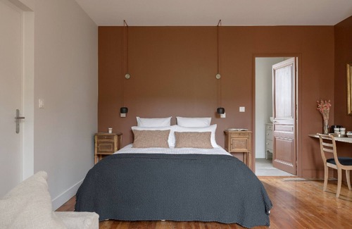 Saint-Germain-au-Mont-d'Or Casa | Family room 2 to 4 persons hotel near lyon