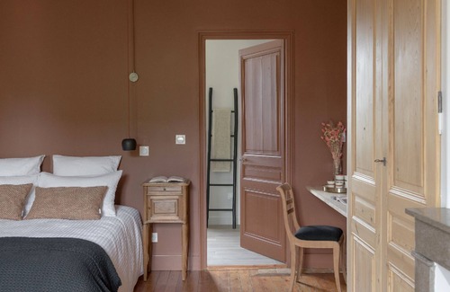 Saint-Germain-au-Mont-d'Or Casa | Family room 2 to 4 persons hotel near lyon