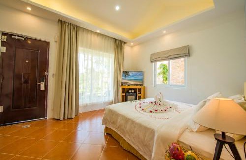 Cua Lap Complejo | Famiana Resort & Spa - Breakfast is served as Brunch 6AM30 to 1PM
