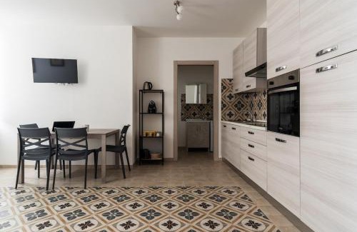 Somma Lombardo Apartamento | Famiglia 60MQ Giallo Milano Mxp Laghi