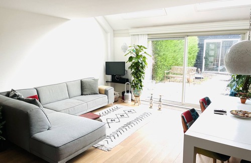 Municipality of Heiloo Casa | Familie Huis met 4 Slaapkamers en Private Gym. Slechts 7 km van het Strand