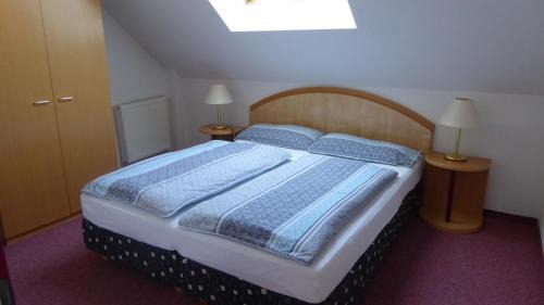 Lutzmannsburg Chalet De Esquí | Familien Chalet mit direktem Bademantelgang zur Therme