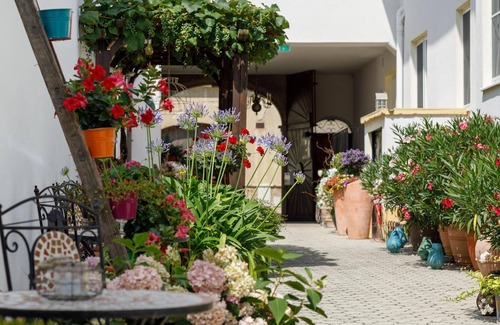 Morbisch am See Cabaña | Familien-suite mit Balkon,hofseite, 2 Schlafräume - Pension Laubenhof