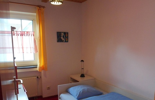Eichenbach Apartamento | Familienfreundliche Ferienwohnung direkt in der Natur