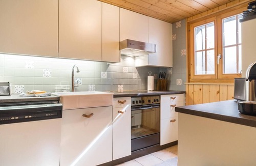 Axalp Casa | Familienfreundliche Ferienwohnung, Modern und Gemütlich Eingerichtet