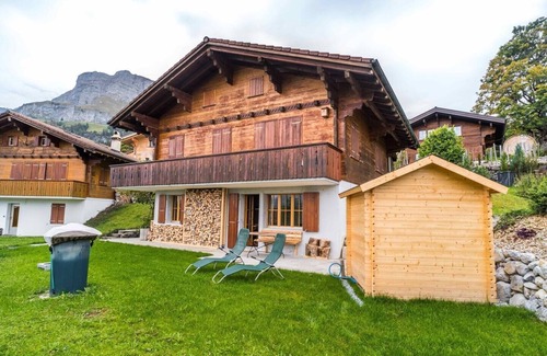 Axalp Casa | Familienfreundliche Ferienwohnung, Modern und Gemütlich Eingerichtet
