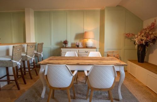 Old City of Bern Apartamento | Familienwohnung im Herzen von Bern mit Pool und Sauna