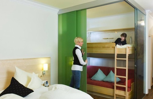 Bad Kleinkirchheim Casa | Familienzimmer Kärnten bis 3 Tage HP - Family & Sporthotel Kärntnerhof