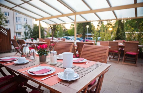 Tribseer Vorstadt Casa | Familienzimmer Villa - Hotel Am Jungfernstieg