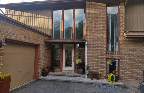 Blountville Casa | Cerca de BMS ~ Lago y río South Holston ~ Acceso al campo de golf ~ Ubicación central
