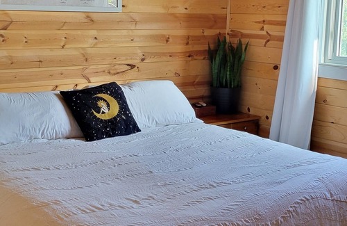 West Central Saskatchewan Cabina | Families, Hunters, Snowmobilers and Outdoor Lovers!