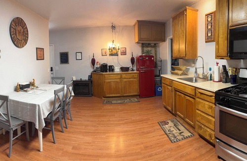 Paso Robles Apartamento | Family and pet friendly Apartment carved out of a barn