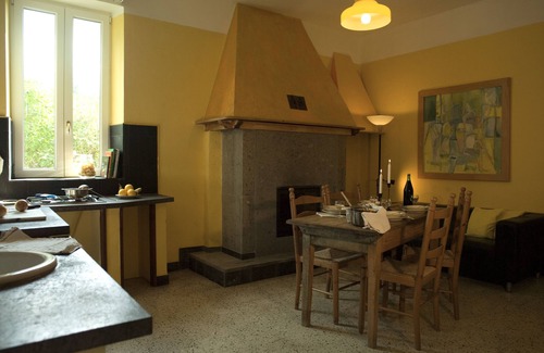 Collesanto Apartamento | Apartamento familiar con piscina Il Peperino, Villa La Rogaia, Lago Trasimeno,