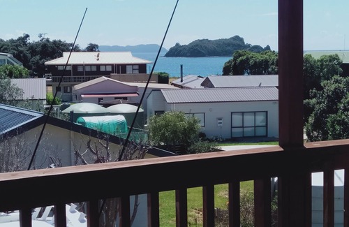 Opito Bay Casa | Family Beach Bach - 1 min walk to Opito Bay beach