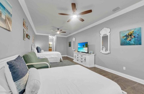 Fort Walton Beach Casa | Family Beach Getaway Spacious FWB 4-Bedroom House