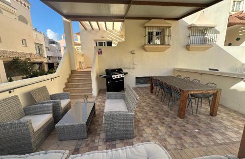 Tarifa Casa | Family Beach House by Wayra Tarifa
