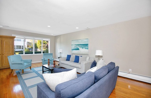 Lido Beach Casa | Family Beach House with Ocean views and Private Beach